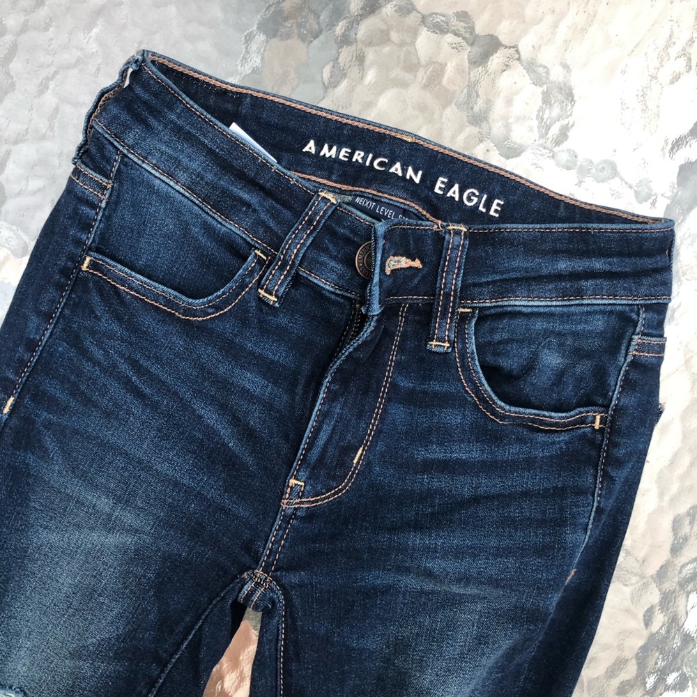 American eagle ripped jeans